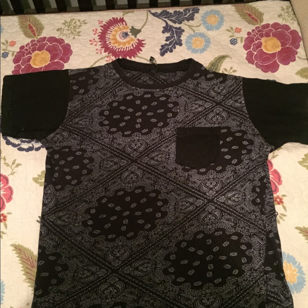 Black shirt